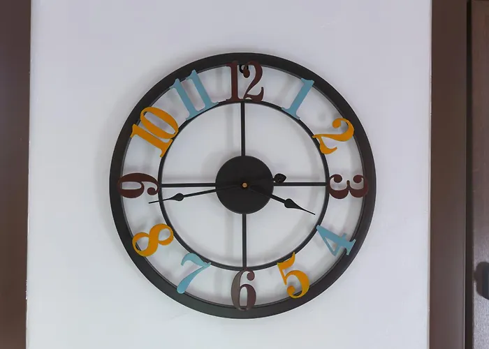 Casa Nini - 6 Com Ac E A 100 M Da Monica Isabel Апартаменты