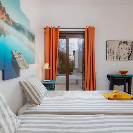 Апартаменты Casa Nini - 6 Com Ac E A 100 M Da Monica Isabel Албуфейра