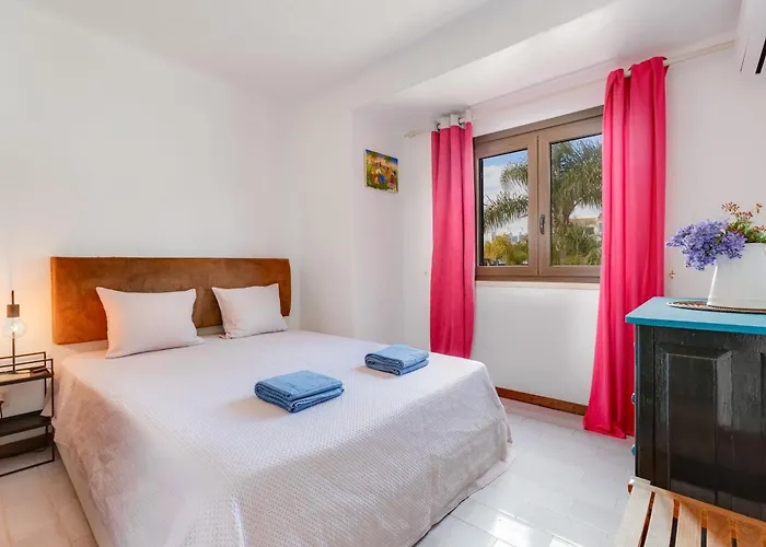 Appartement Casa Nini - 6 Com Ac E A 100 M Da Monica Isabel