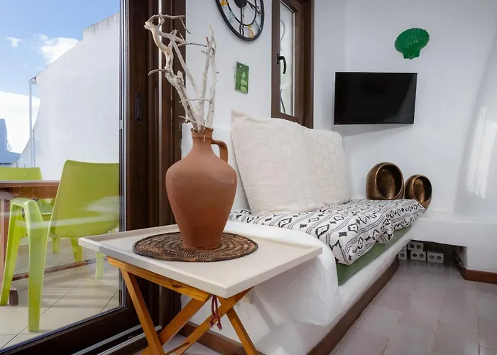 Апартаменты Casa Nini - 6 Com Ac E A 100 M Da Monica Isabel *