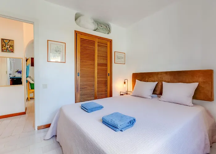 アパート Casa Nini - 6 Com Ac E A 100 M Da Monica Isabel アルブフェイラ